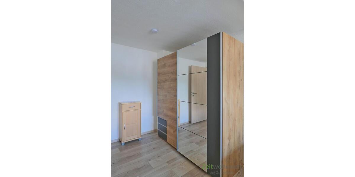 verspiegelter Kleiderschrank