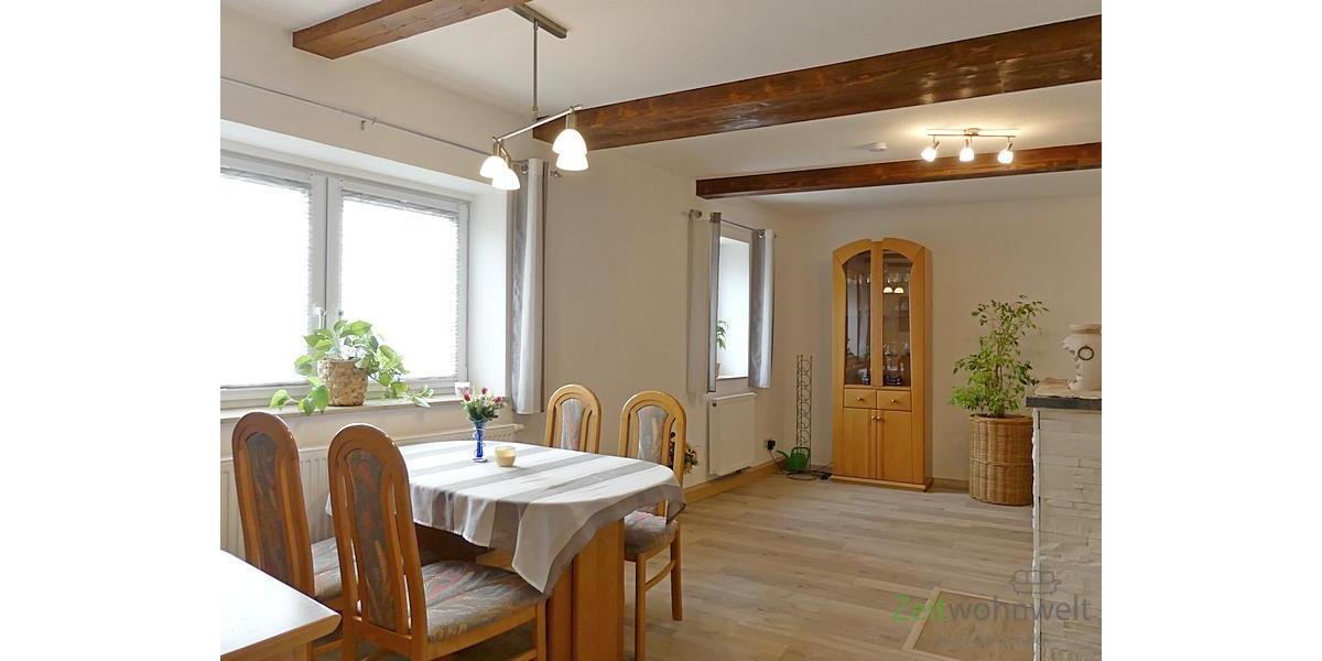 Blick ins Wohnzimmer