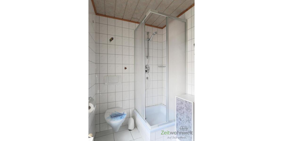 Dusche im Bad