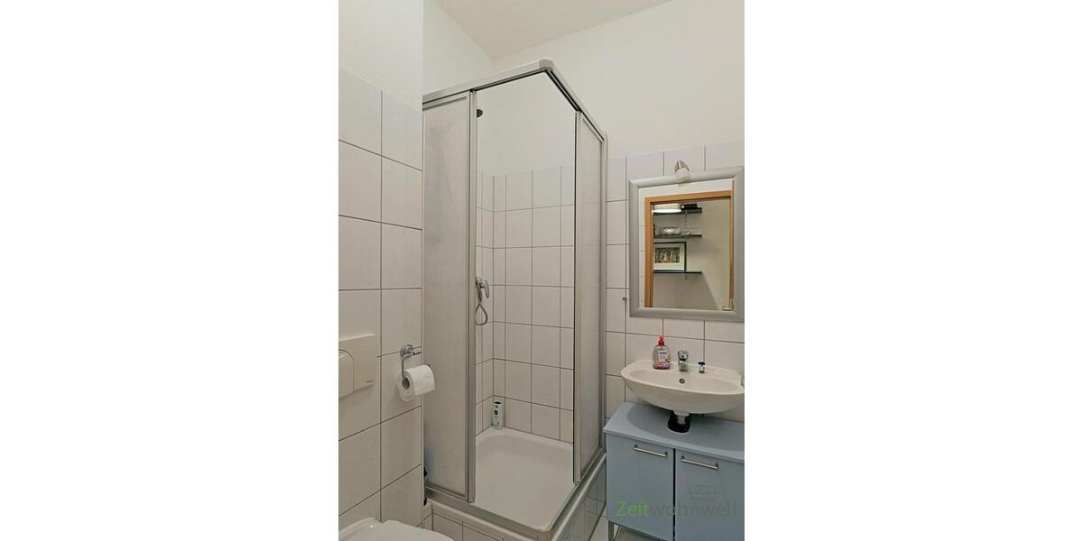 Dusche im Bad